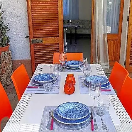 Hotel La Casa Di Rita In Muriscuvo Tanaunella